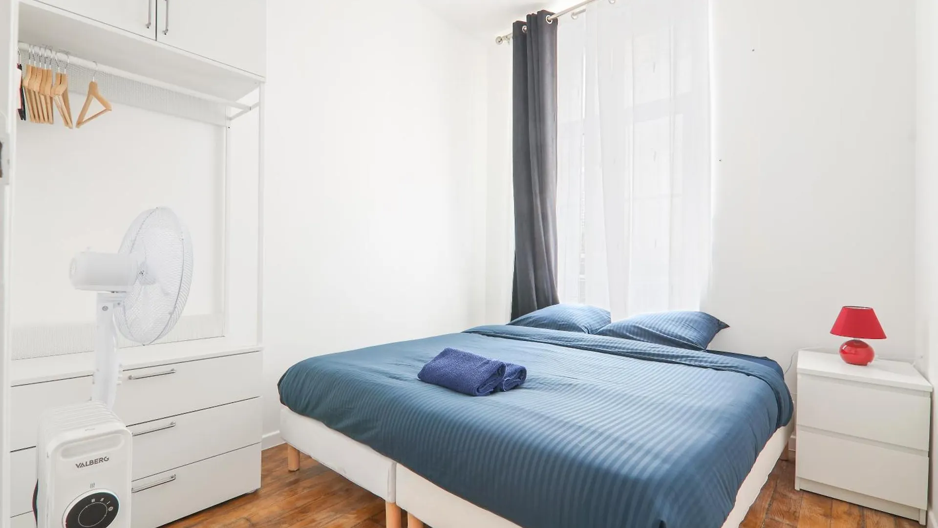 2 Bedroom Quartier Le Marais Paris